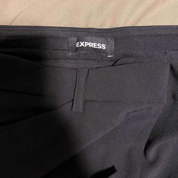 Express Editor Flare - Picture 2 of 3